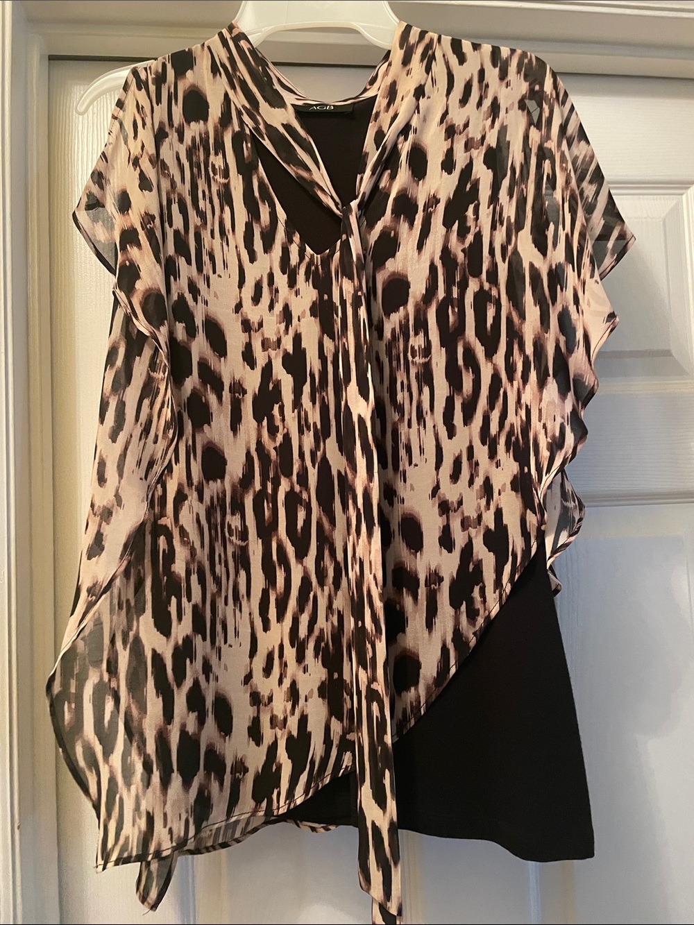 AGB Black and Cream Animal-Print Tie-Front Layered Blouse